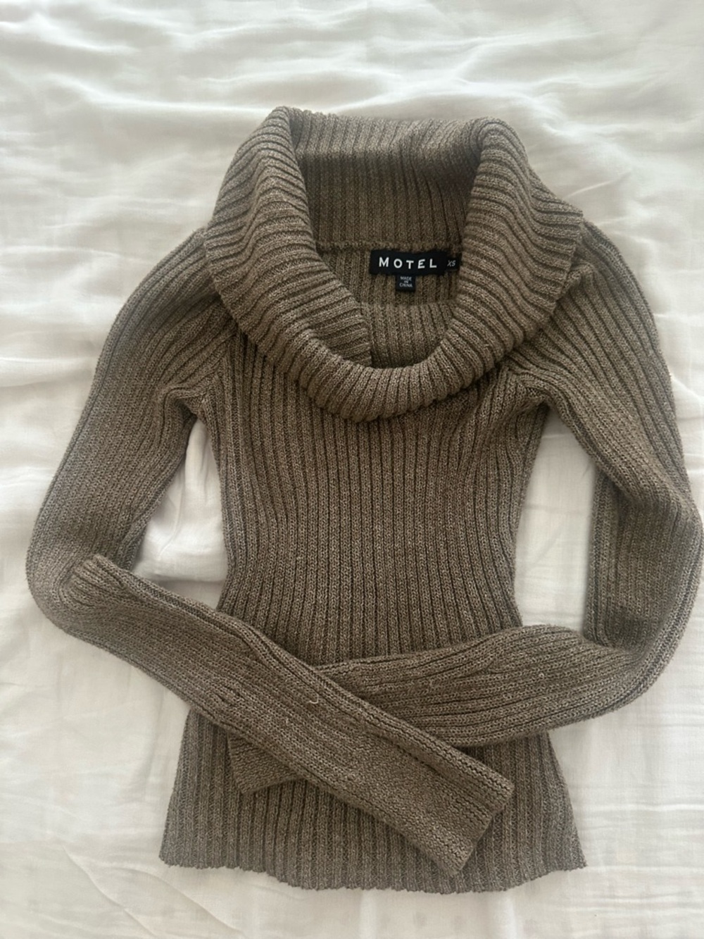 Motel Rocks Sweater - Picture 4 of 6